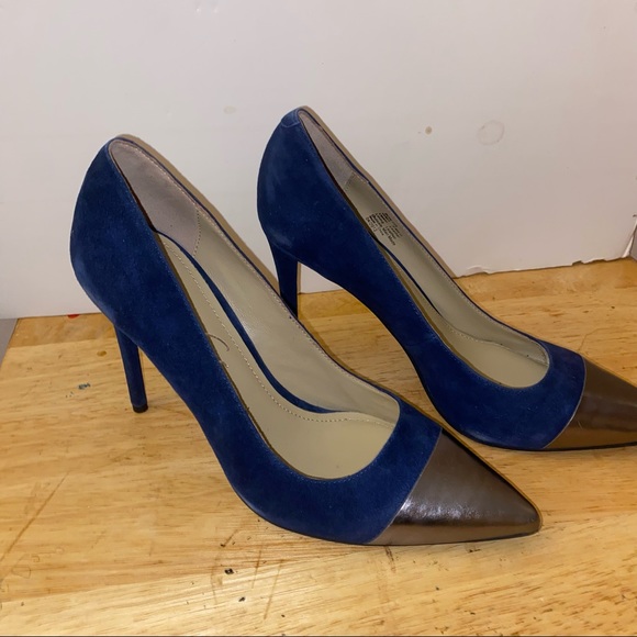 Kenneth Cole Blue Suede Shoes - Picture 2 of 6